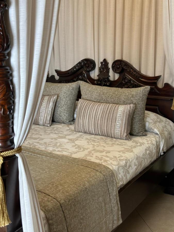 Hotel Boutique Casa Veracruz Estepona Kültér fotó