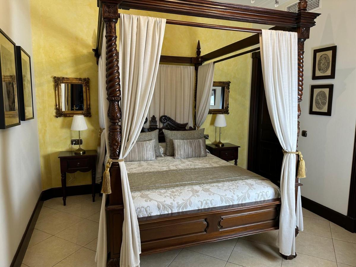 Hotel Boutique Casa Veracruz Estepona Kültér fotó