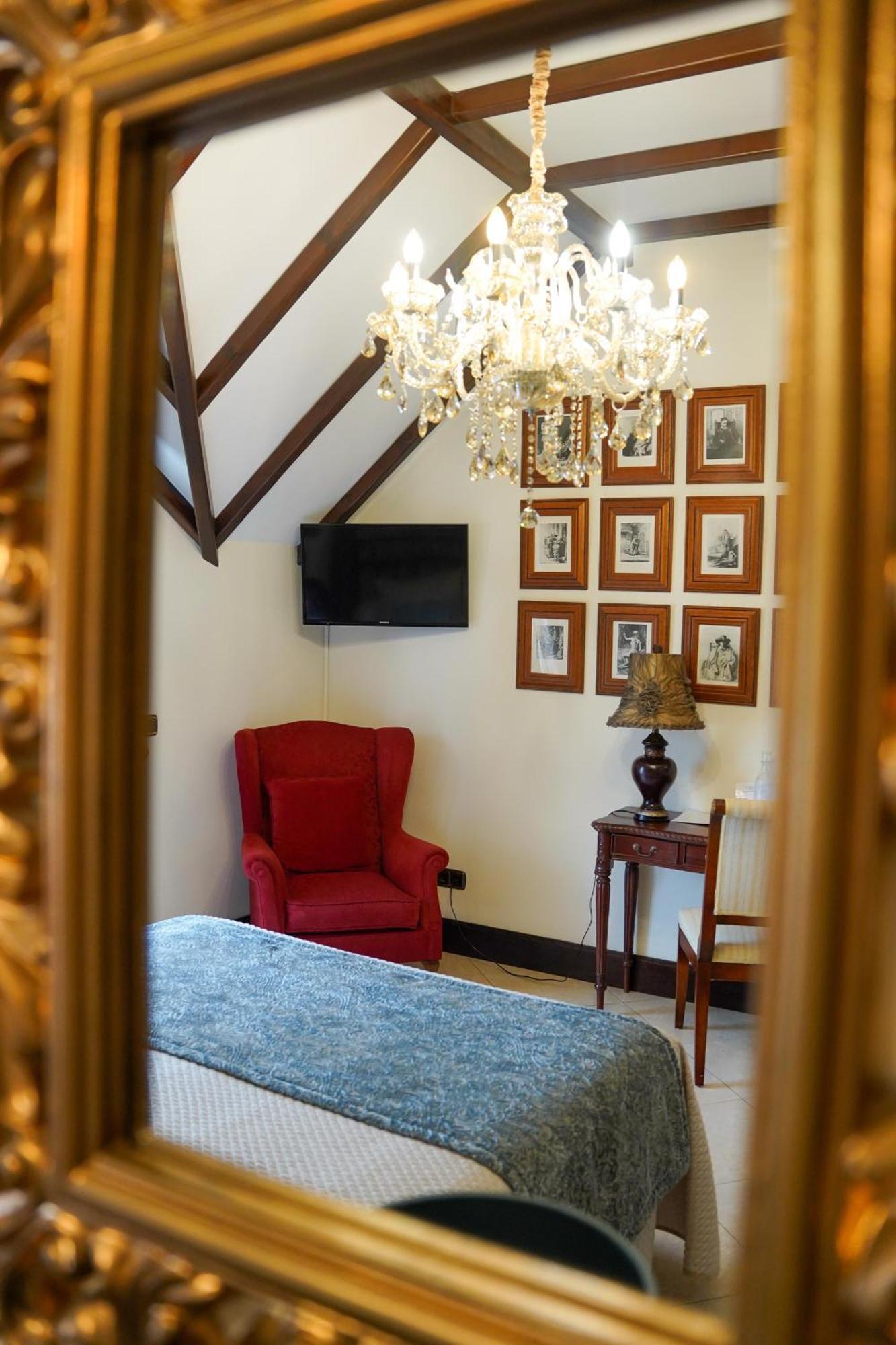 Hotel Boutique Casa Veracruz Estepona Szoba fotó